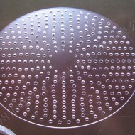 Quartz sieve plate